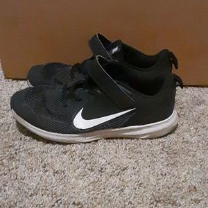 Nike Downshifter 9s